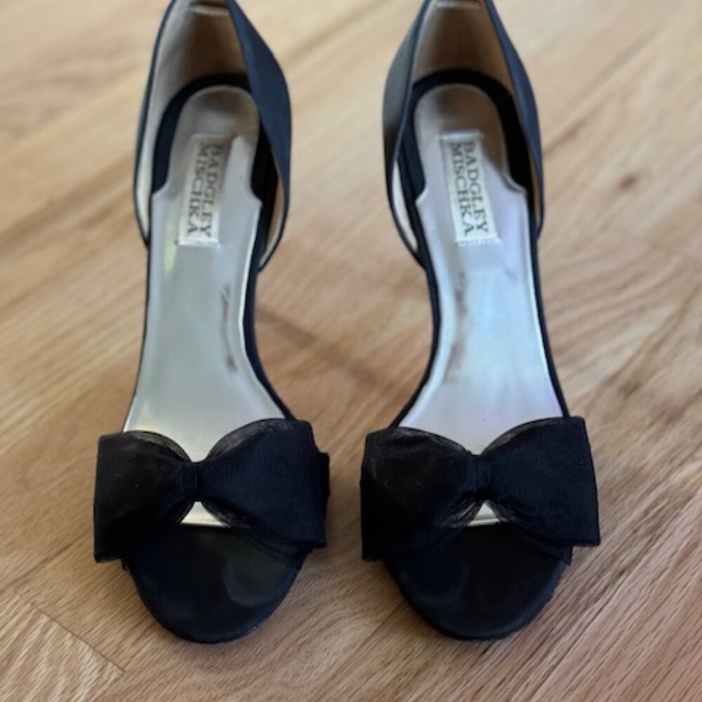 Badgley Mischka Black Silk Heels